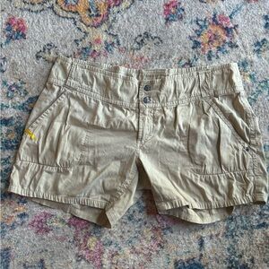 Lolë Khaki Shorts Size 10